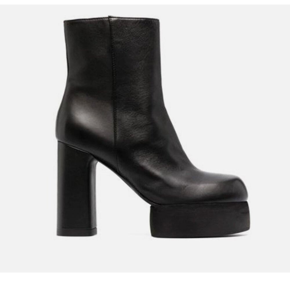 EUC AGL Soap Booties Black Soft Leather Platform 8.5 39